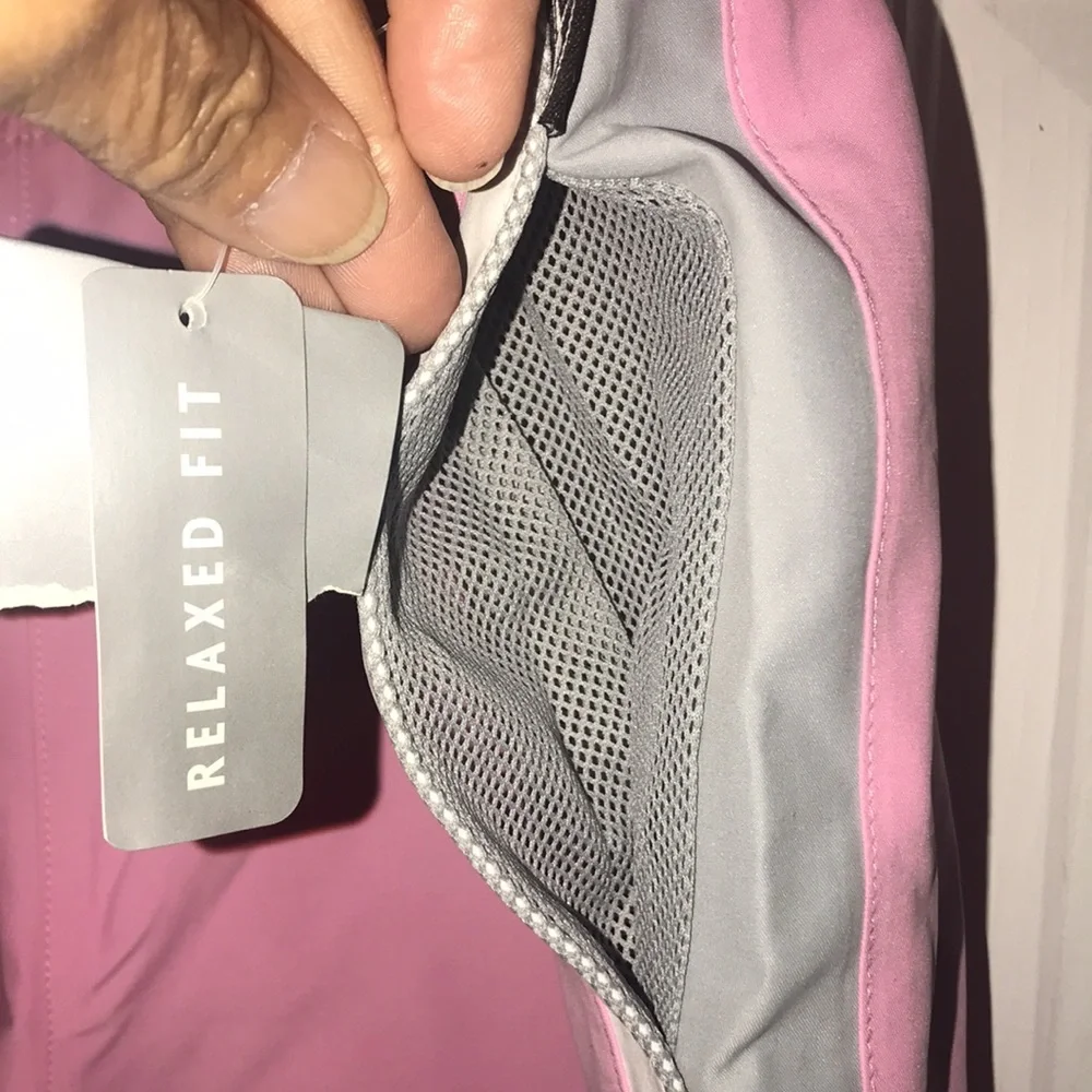 NWT Women’s Reebok Shorts - Picture 4 of 9